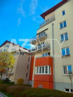 Prodej bytu 1+1/T. 46m2, OV, ulice Mattioliho, Praha 10 - Záběhlice - Fotka 1