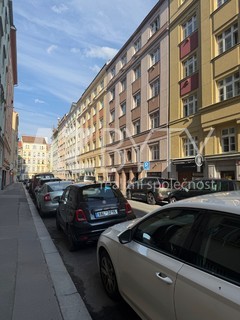 Prodej bytu 89 m2, OV, ulice Jirečkova, Praha 7 - Fotka 1