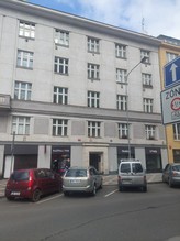 Pronájem bytu 2+kk, 42m2, OV, ulice Kafkova, Praha 6 - Dejvice